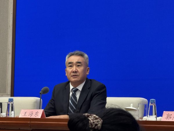 盈通配资 育儿补贴面向3岁以下幼儿有何考量？国家卫健委回应
